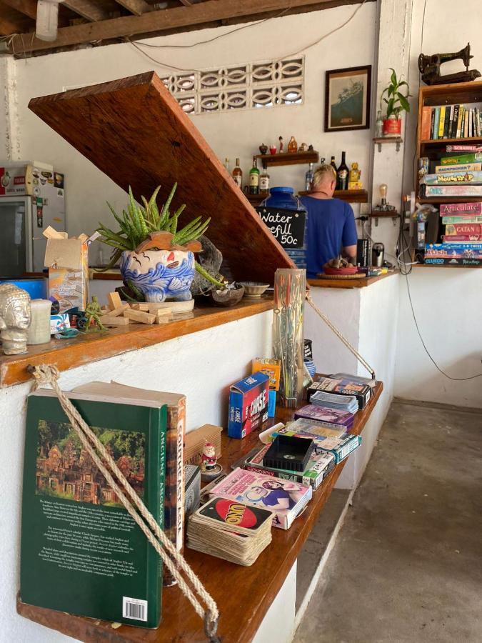 The Hornbill Hostel ロンサレム島 エクステリア 写真